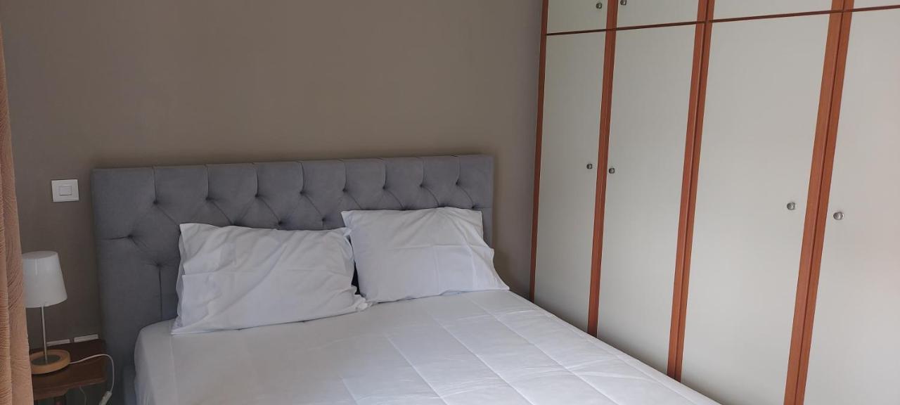 Apartamento Momenti Felici Artemida  Exterior foto